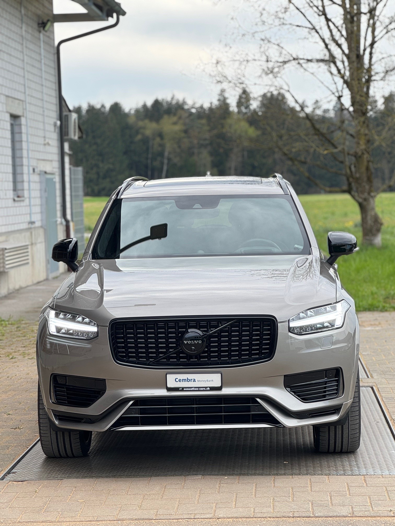 VOLVO XC90 T8 eAWD R-Design Geartronic-showroom-element-1