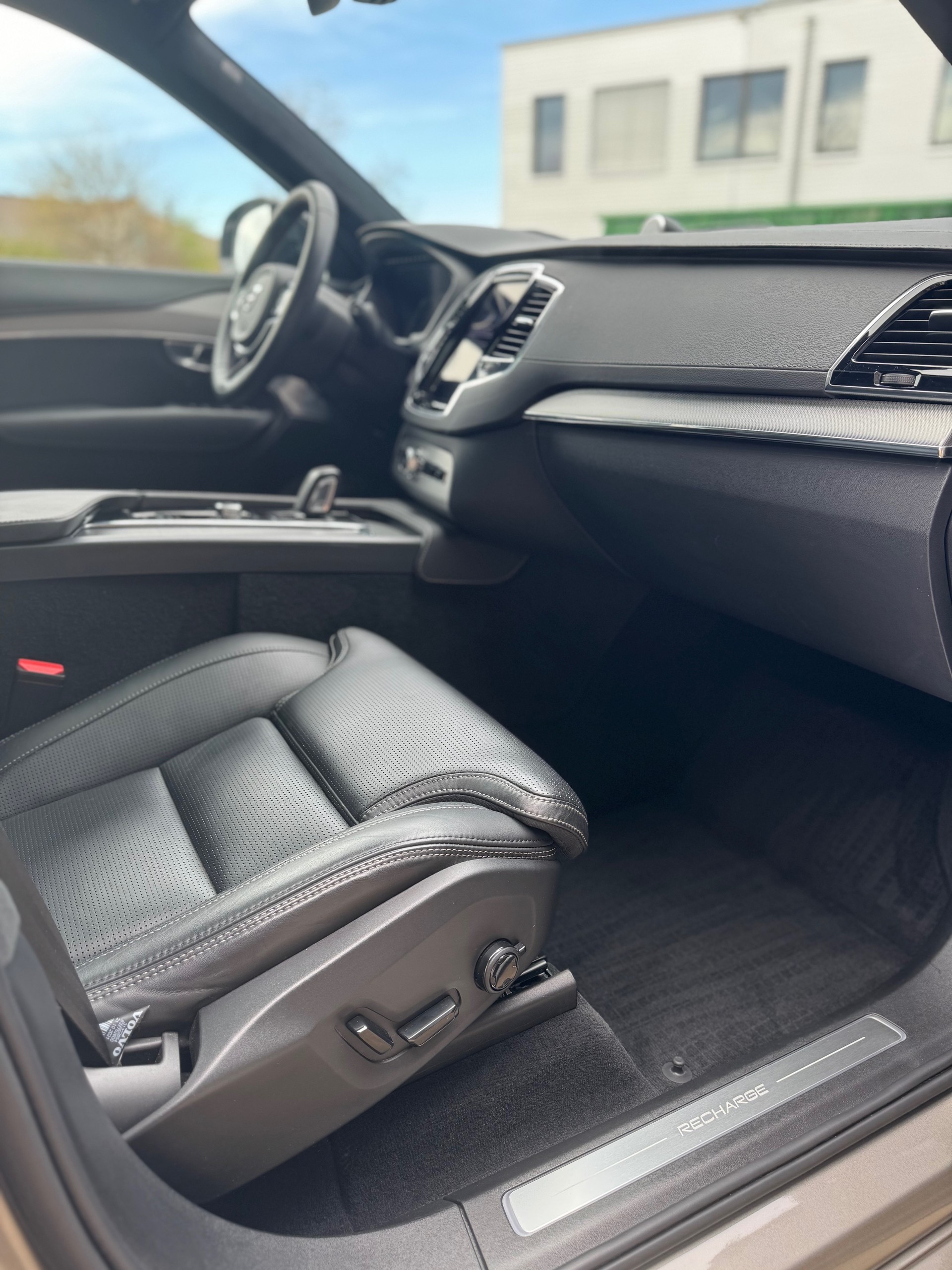 VOLVO XC90 T8 eAWD R-Design Geartronic-image-26