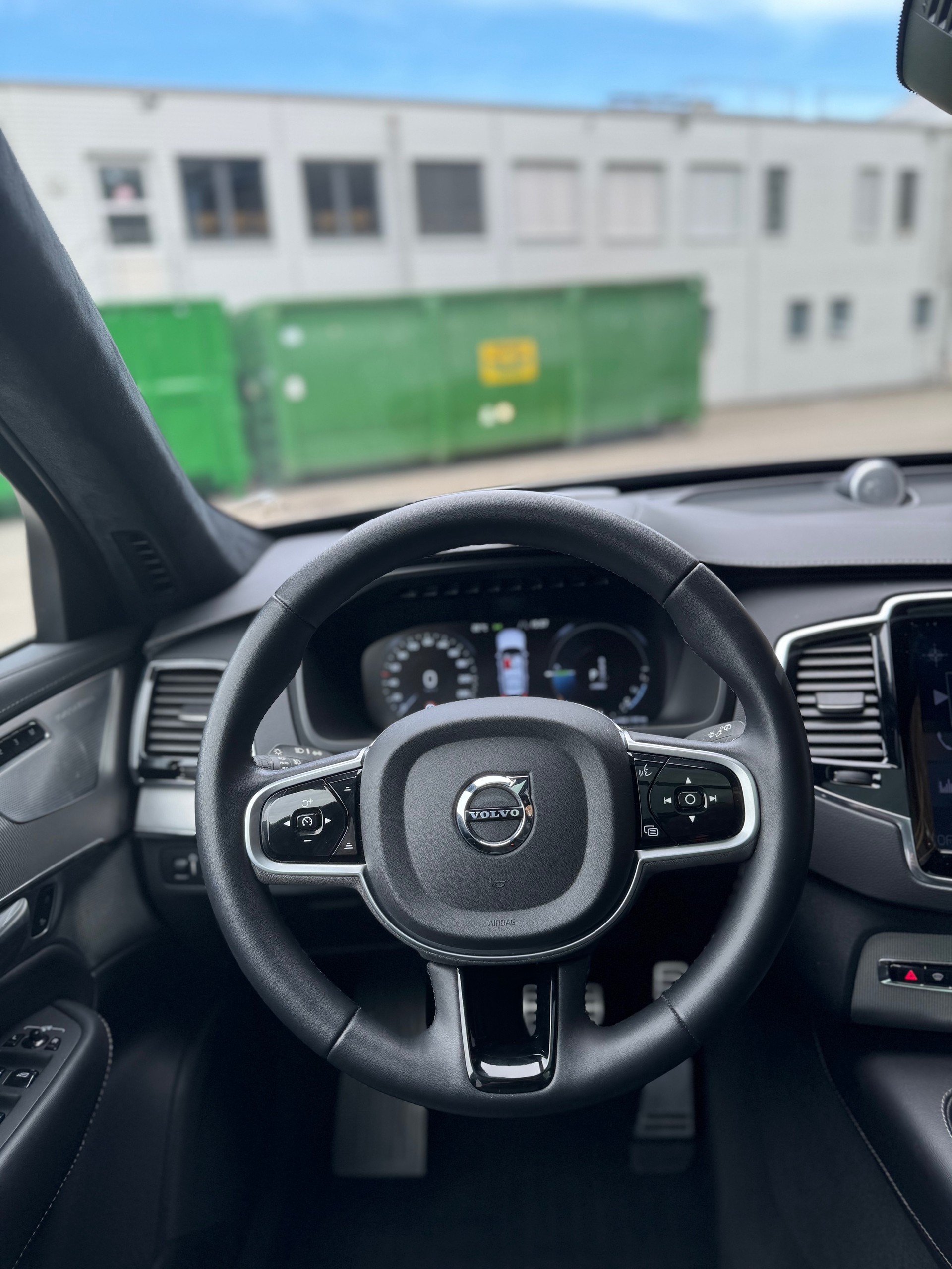 VOLVO XC90 T8 eAWD R-Design Geartronic-image-20