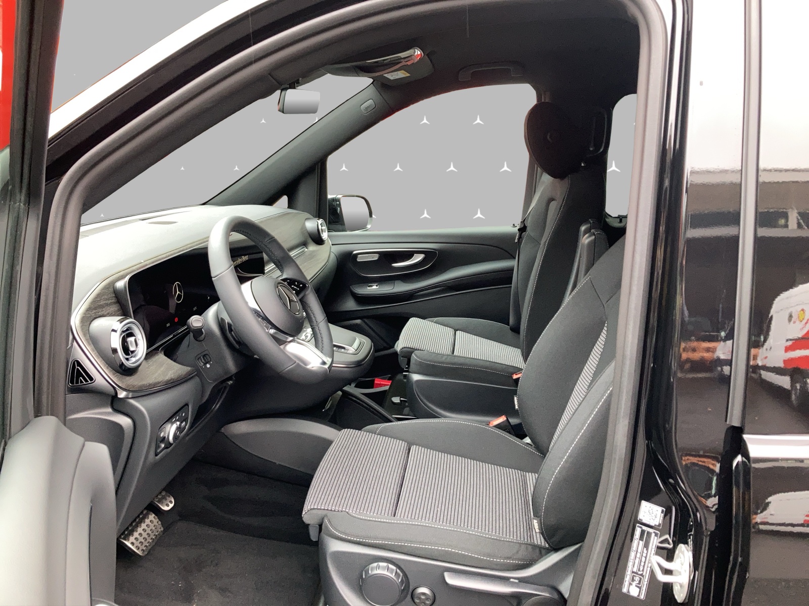 MERCEDES-BENZ V 250 d Style lang 4Matic 9G-Tronic-image-8