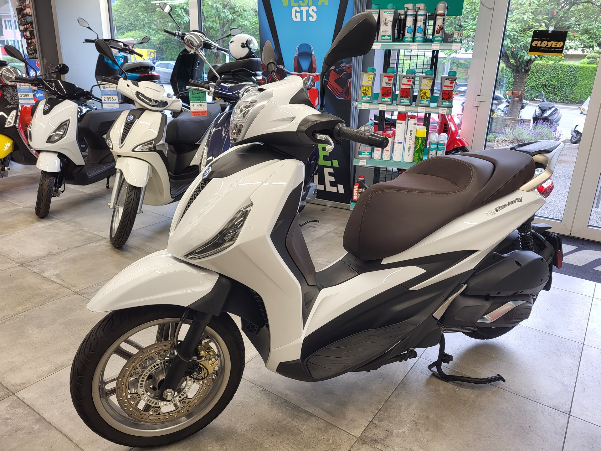 PIAGGIO Beverly 300
