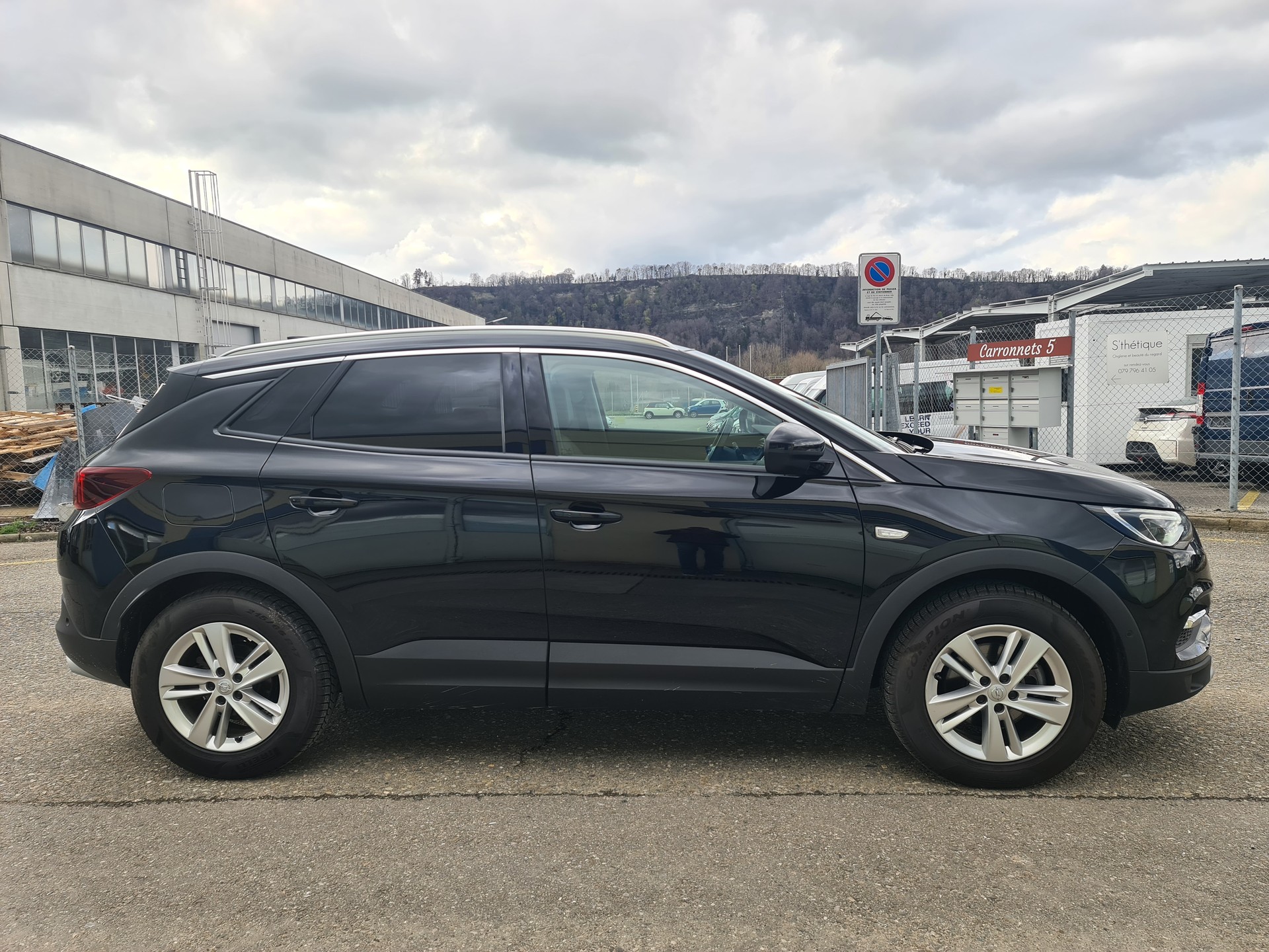 OPEL Grandland X 1.2i TP Ultimate Automatik-image-12