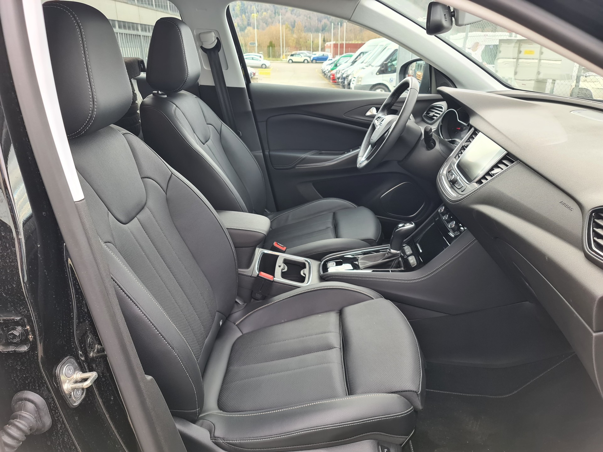 OPEL Grandland X 1.2i TP Ultimate Automatik-image-6