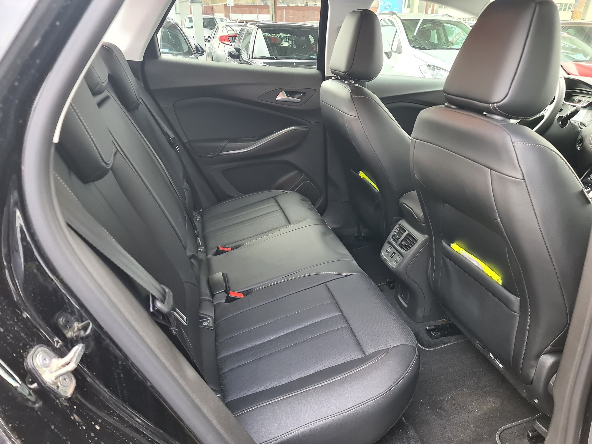 OPEL Grandland X 1.2i TP Ultimate Automatik-image-7