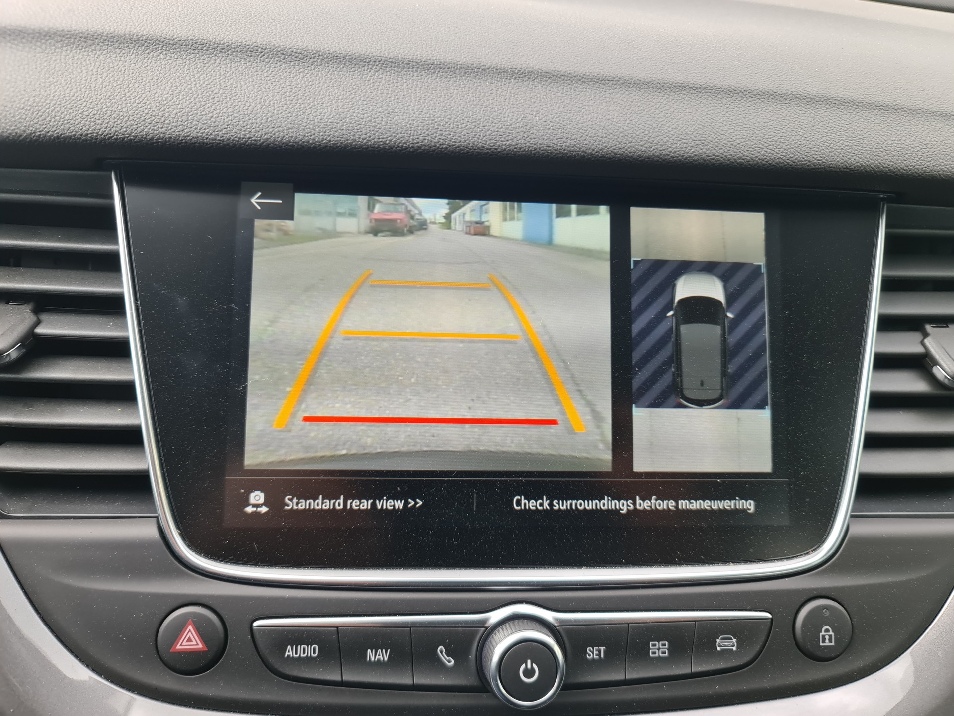 OPEL Grandland X 1.2i TP Ultimate Automatik-image-1