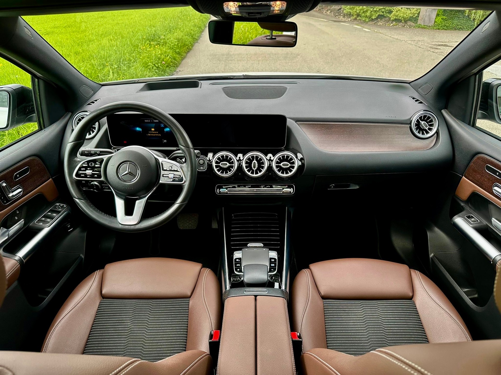 MERCEDES-BENZ B 250 4Matic Progressive-image-10