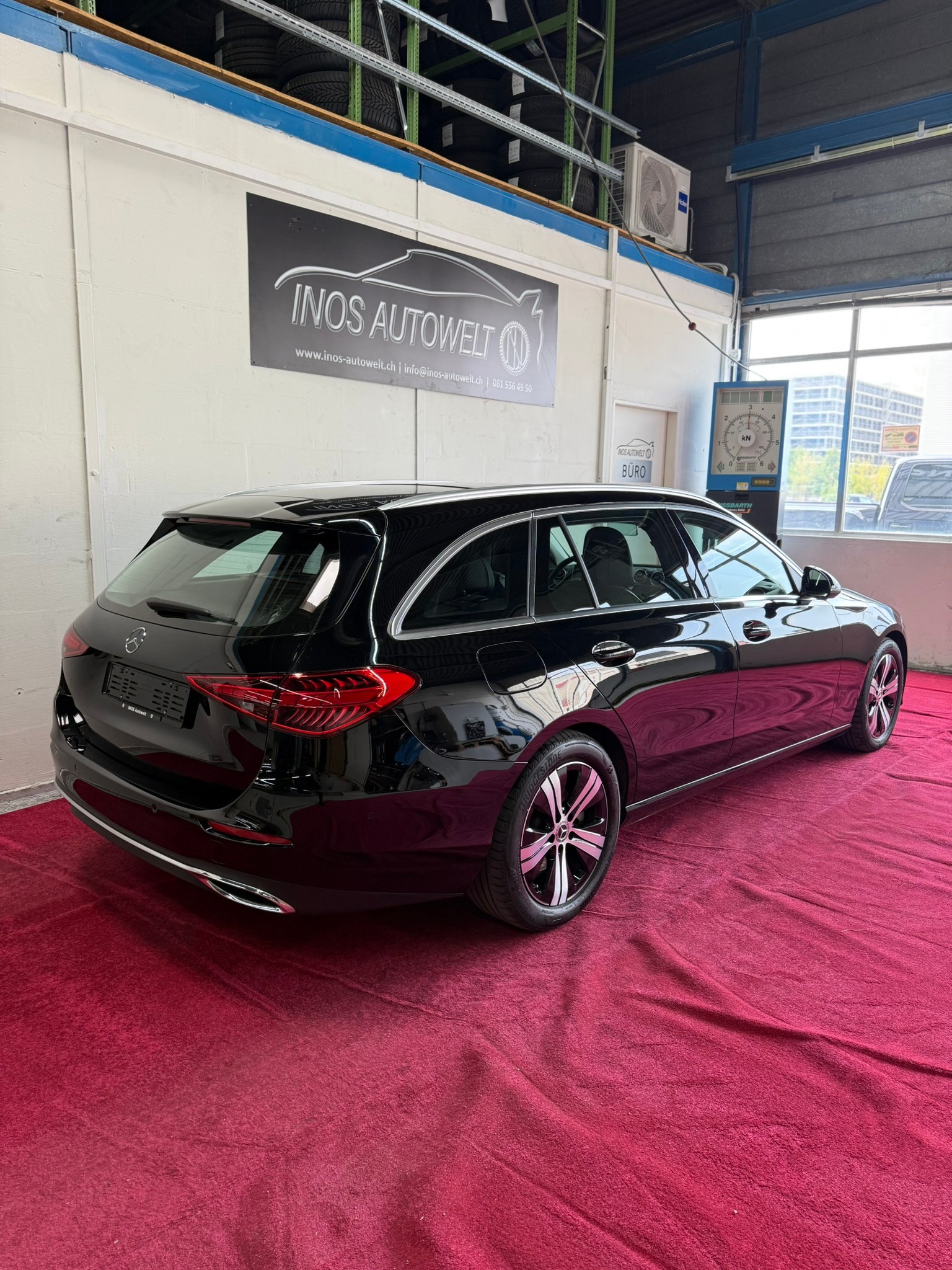MERCEDES-BENZ C 200 d T-image-4