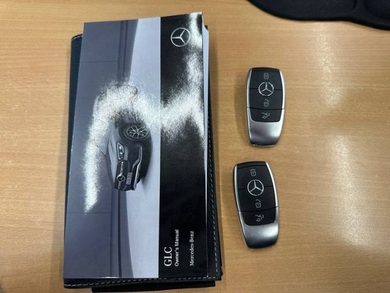 MERCEDES-BENZ GLC 300 de 4Matic 9G-Tronic-image-8