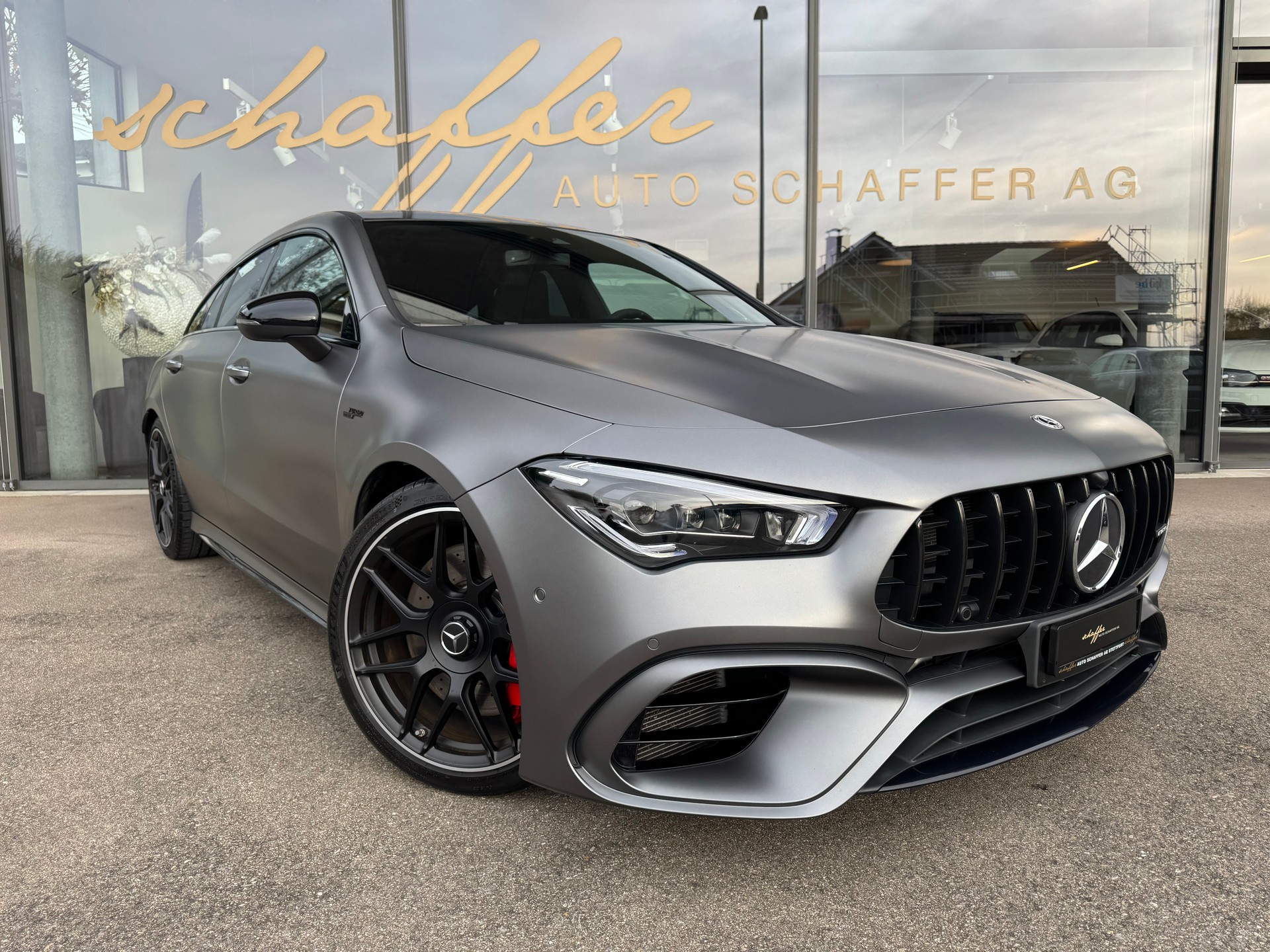 MERCEDES-BENZ CLA Shooting Brake 45 S AMG 4Matic+ 8G-DCT-showroom-element-3