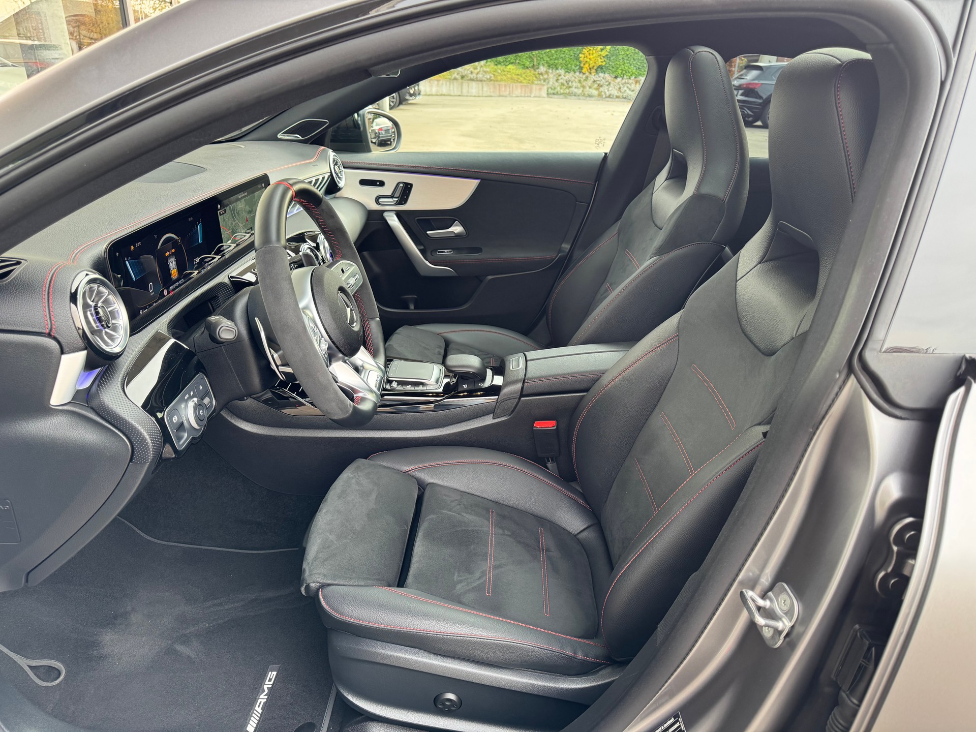MERCEDES-BENZ CLA Shooting Brake 45 S AMG 4Matic+ 8G-DCT-image-12
