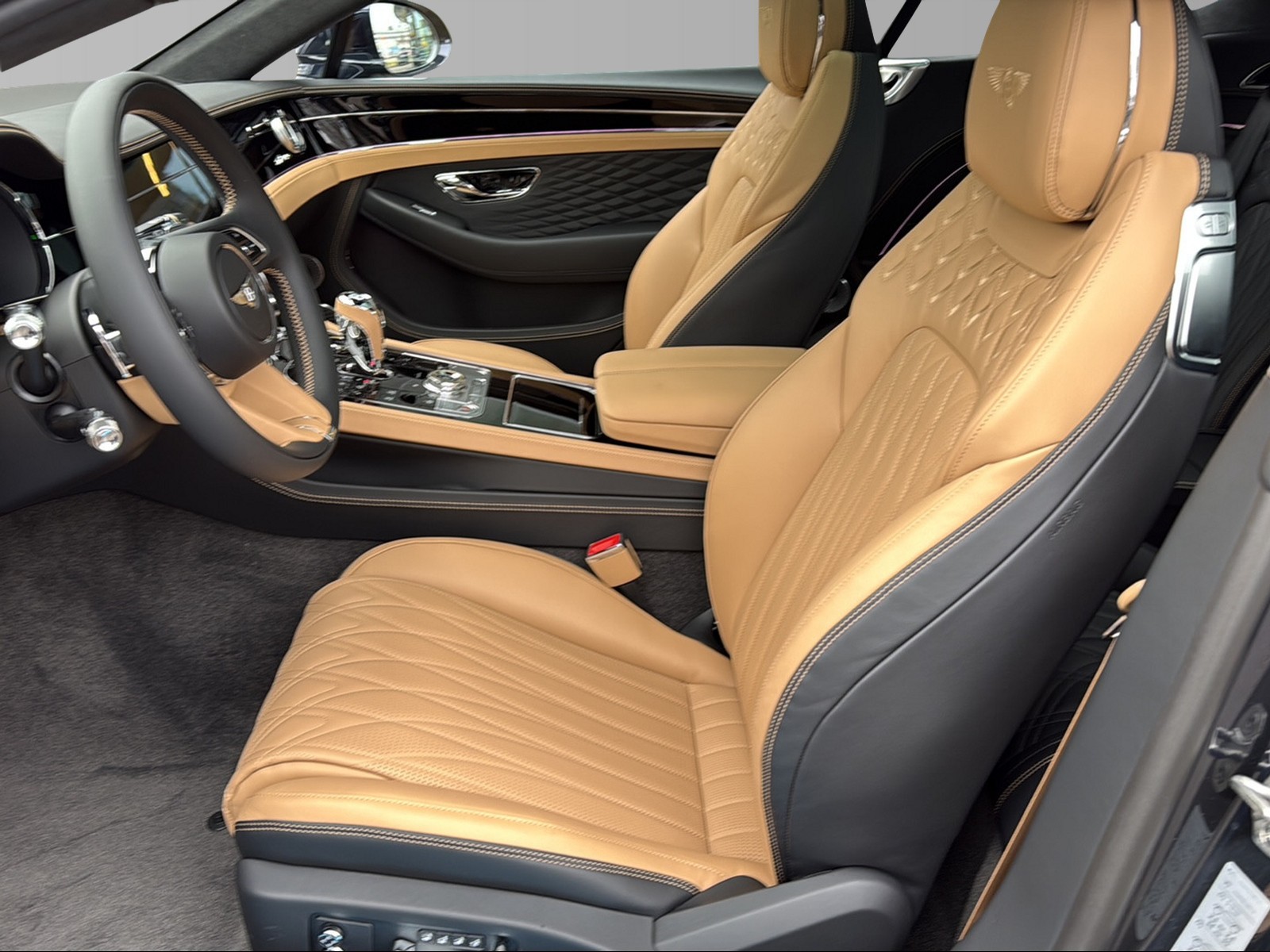 BENTLEY Continental GT Azure V8 Hybrid-image-4