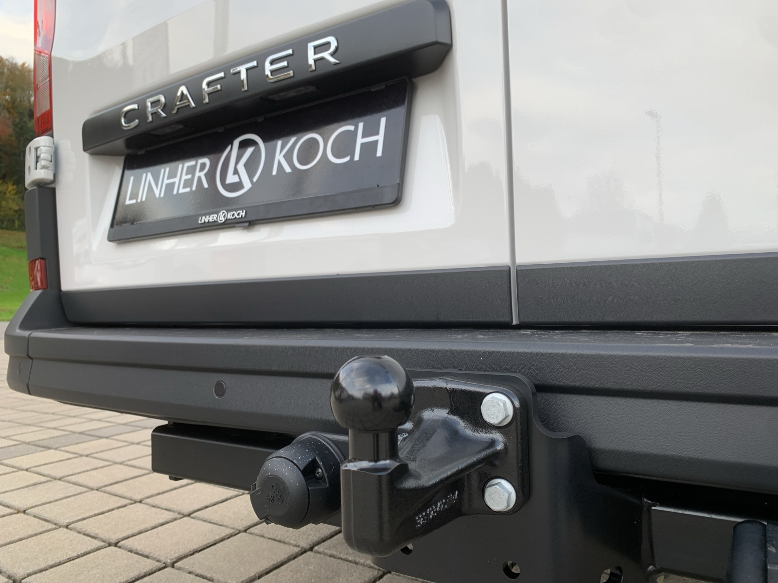 VW Crafter 35 Kasten 2.0 BiTDI L3H2 4Motion A-image-14