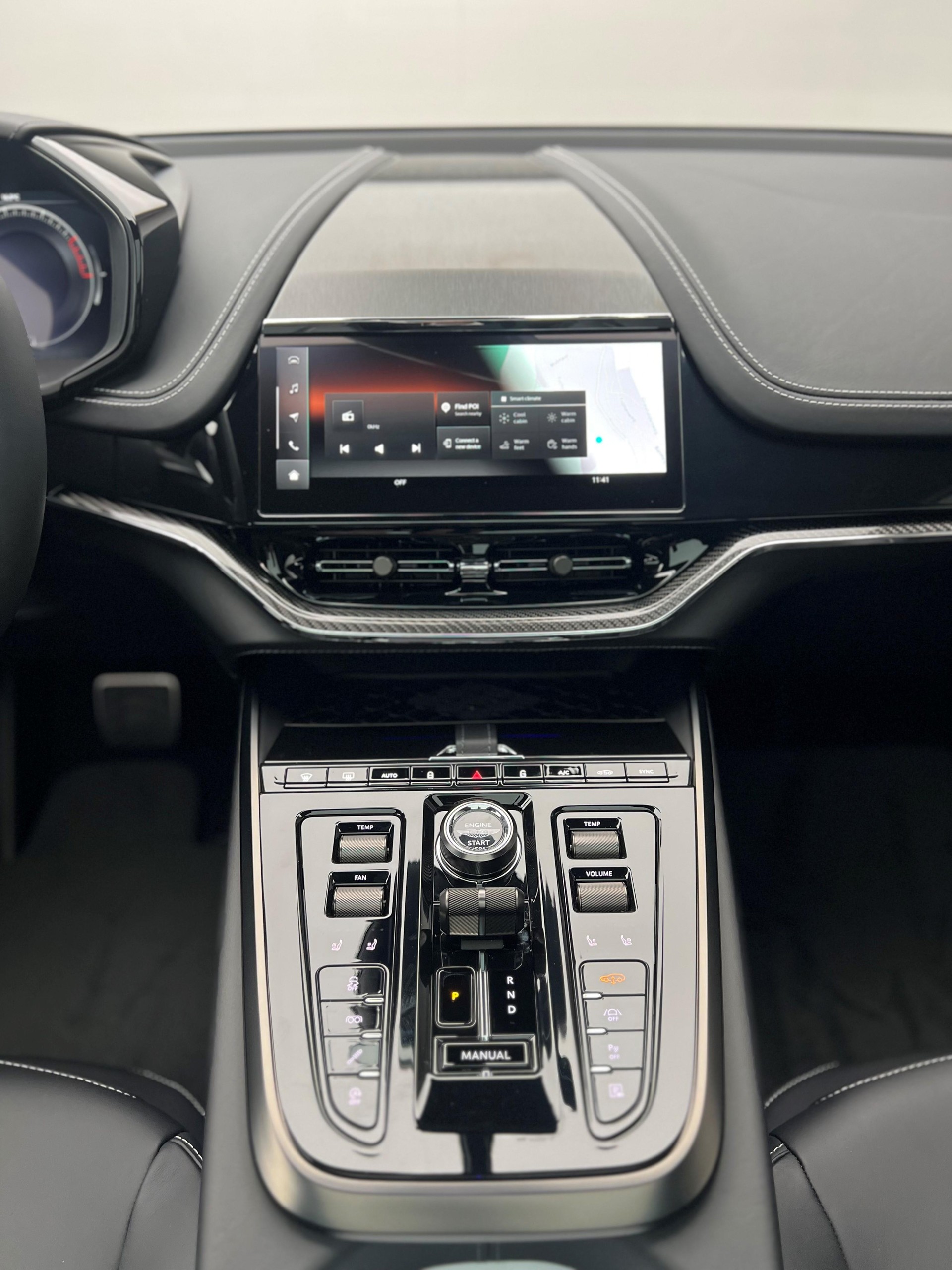 ASTON MARTIN New MY25 DBX 707 4.0 V8 Bi-Turbo-image-8