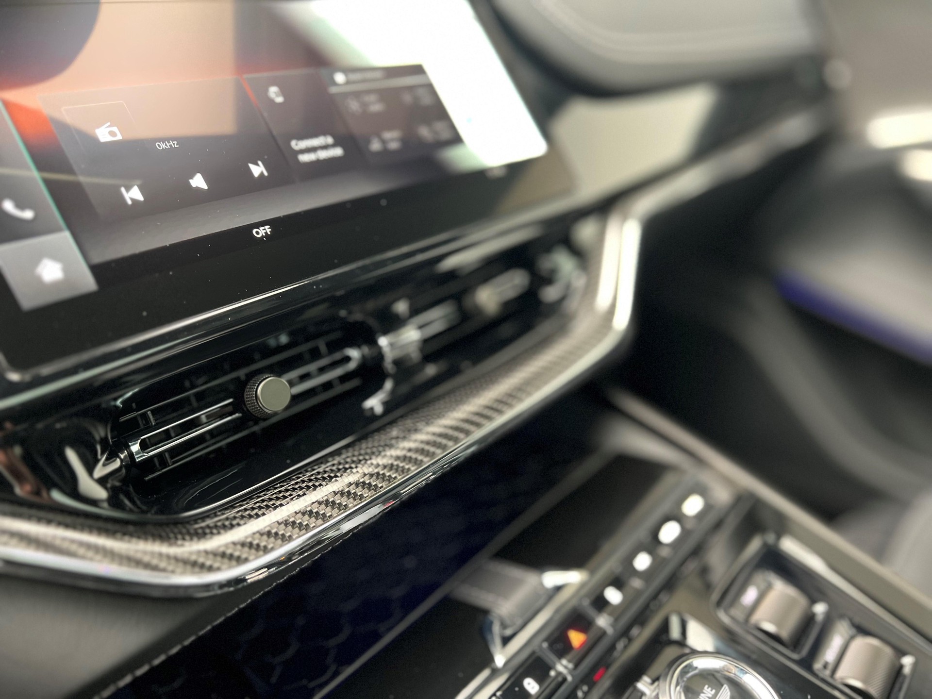 ASTON MARTIN New MY25 DBX 707 4.0 V8 Bi-Turbo-image-9