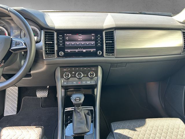 SKODA Kodiaq 2.0 TSI 4x4 DSG Smile-image-8