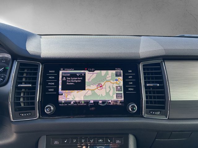 SKODA Kodiaq 2.0 TSI 4x4 DSG Smile-image-9