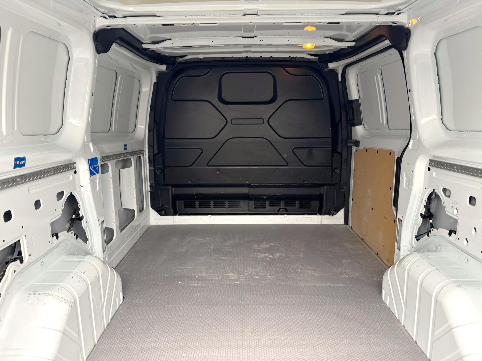 FORD Transit Cust 280 L1 Basis-image-14