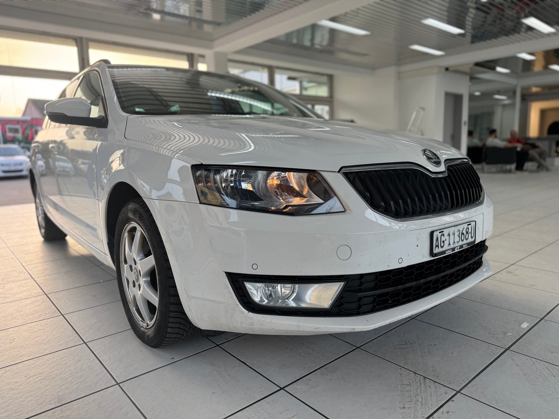 SKODA Octavia Combi 1.8 TSI Ambition 4x4 DSG-showroom-element-3