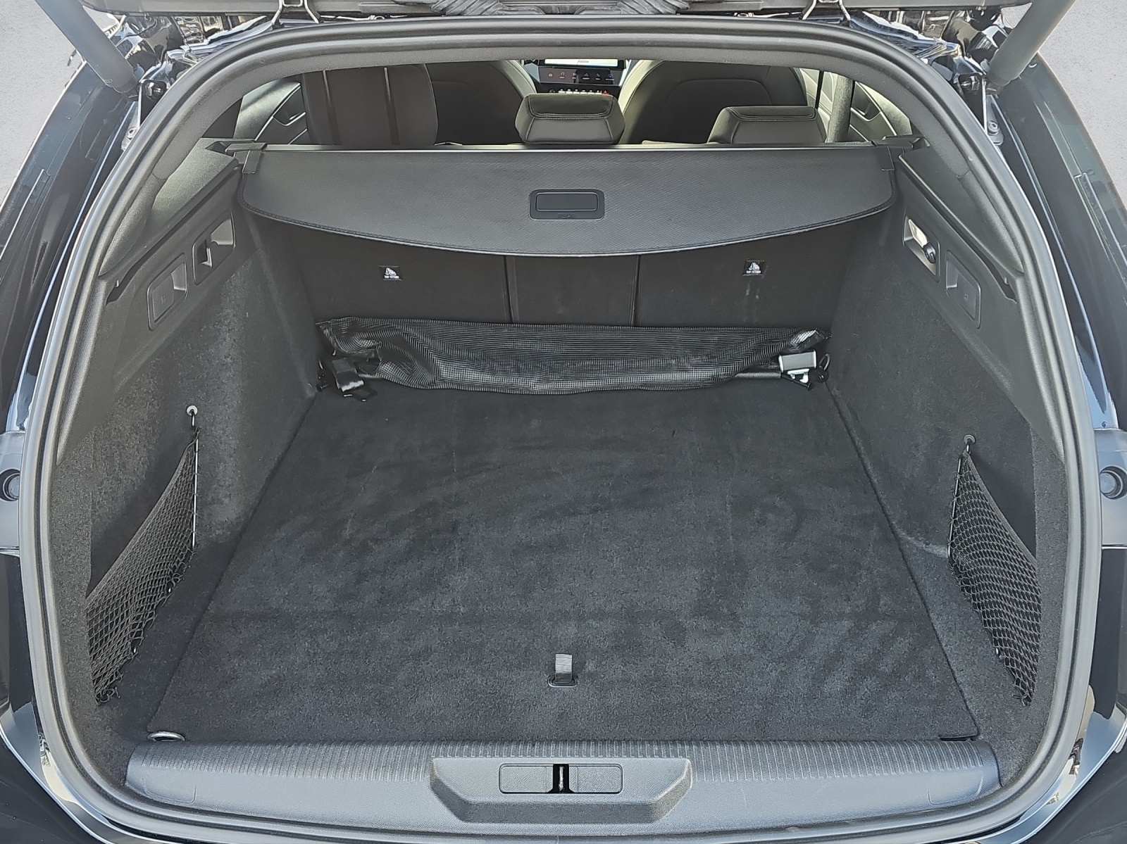 PEUGEOT 308 SW 1.6 PHEV 180 GT-image-15
