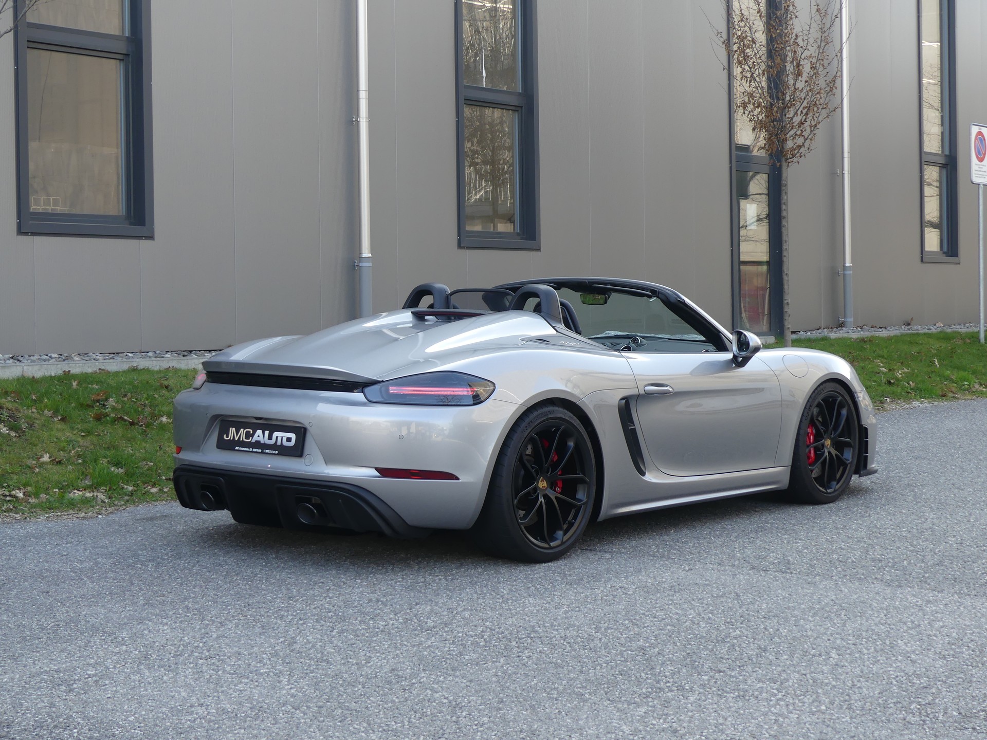 PORSCHE 718 Boxster Spyder PDK-image-3