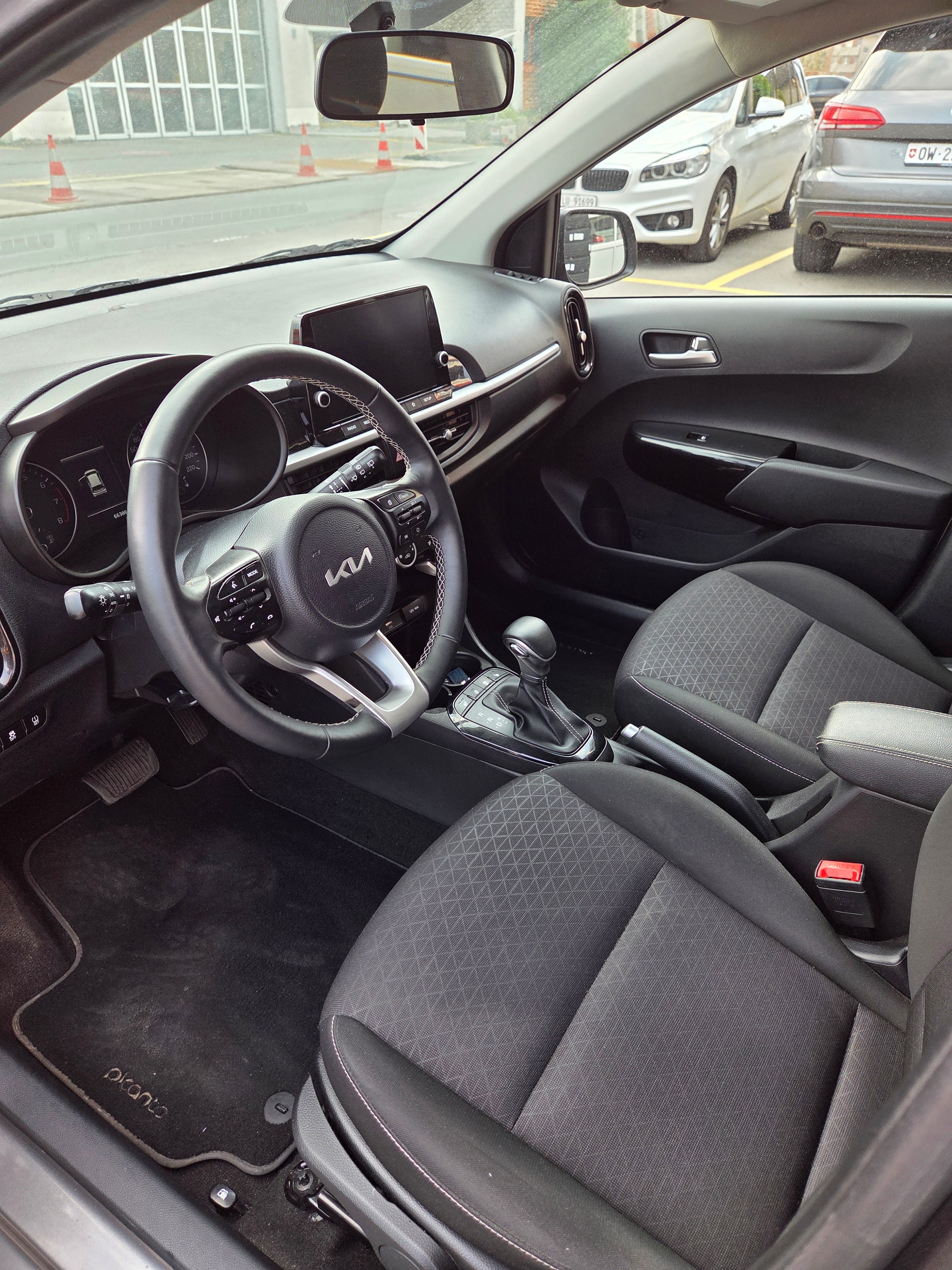 KIA Picanto 1.2 CVVT Style AMT-image-8