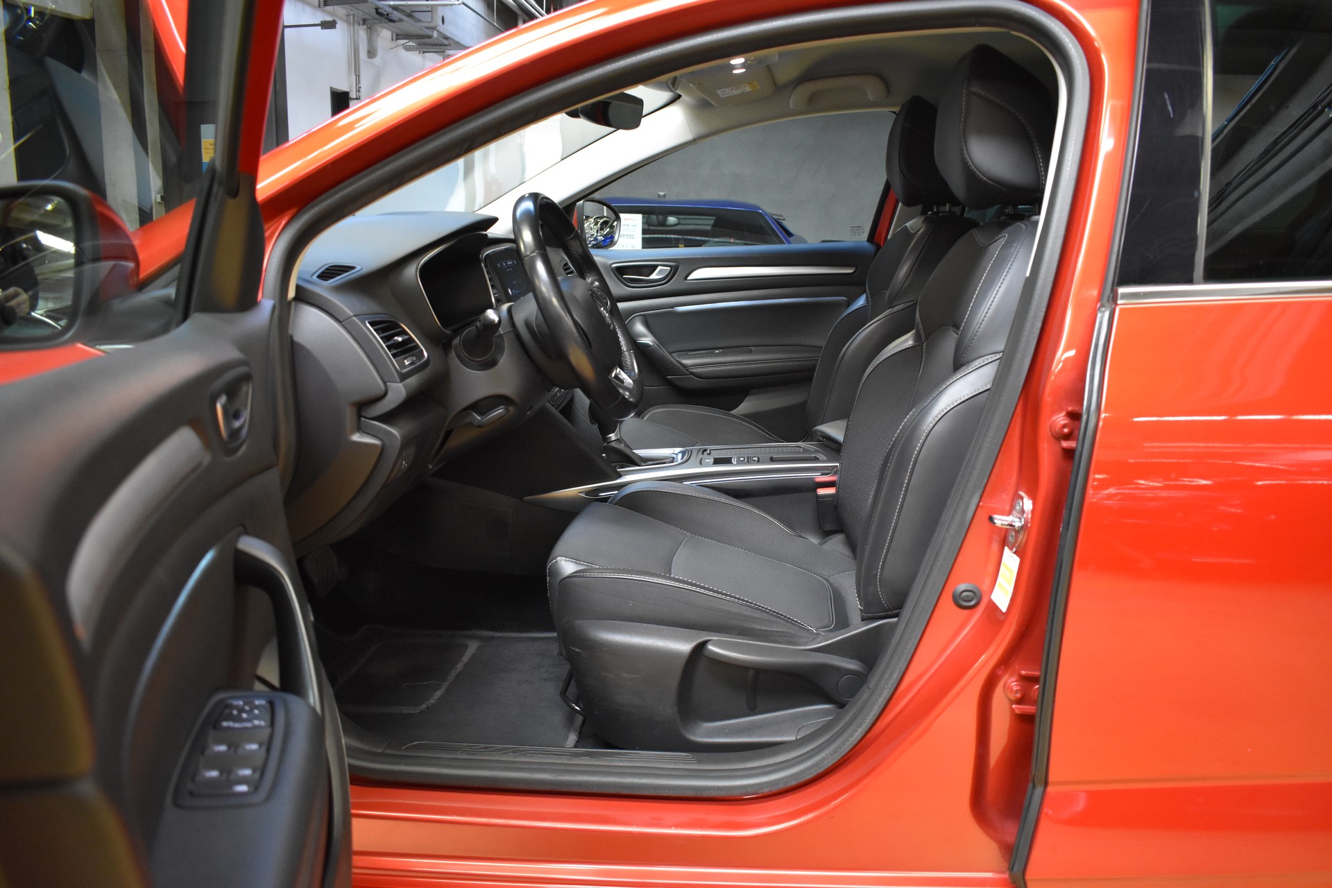 RENAULT Mégane Grandtour 1.5 dCi GT EDC Sports-Line - New Modell 2021-image-5