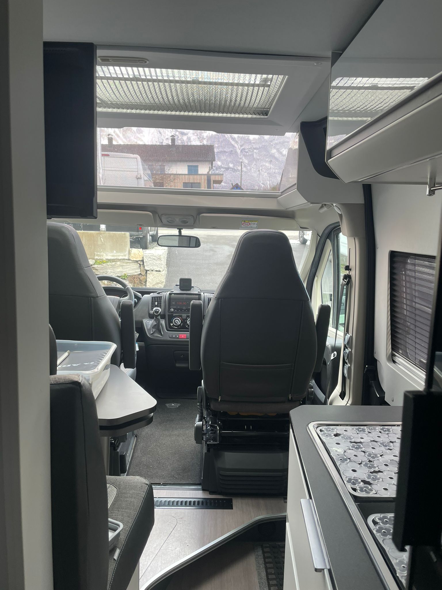 ADRIA 640 SGX-image-4
