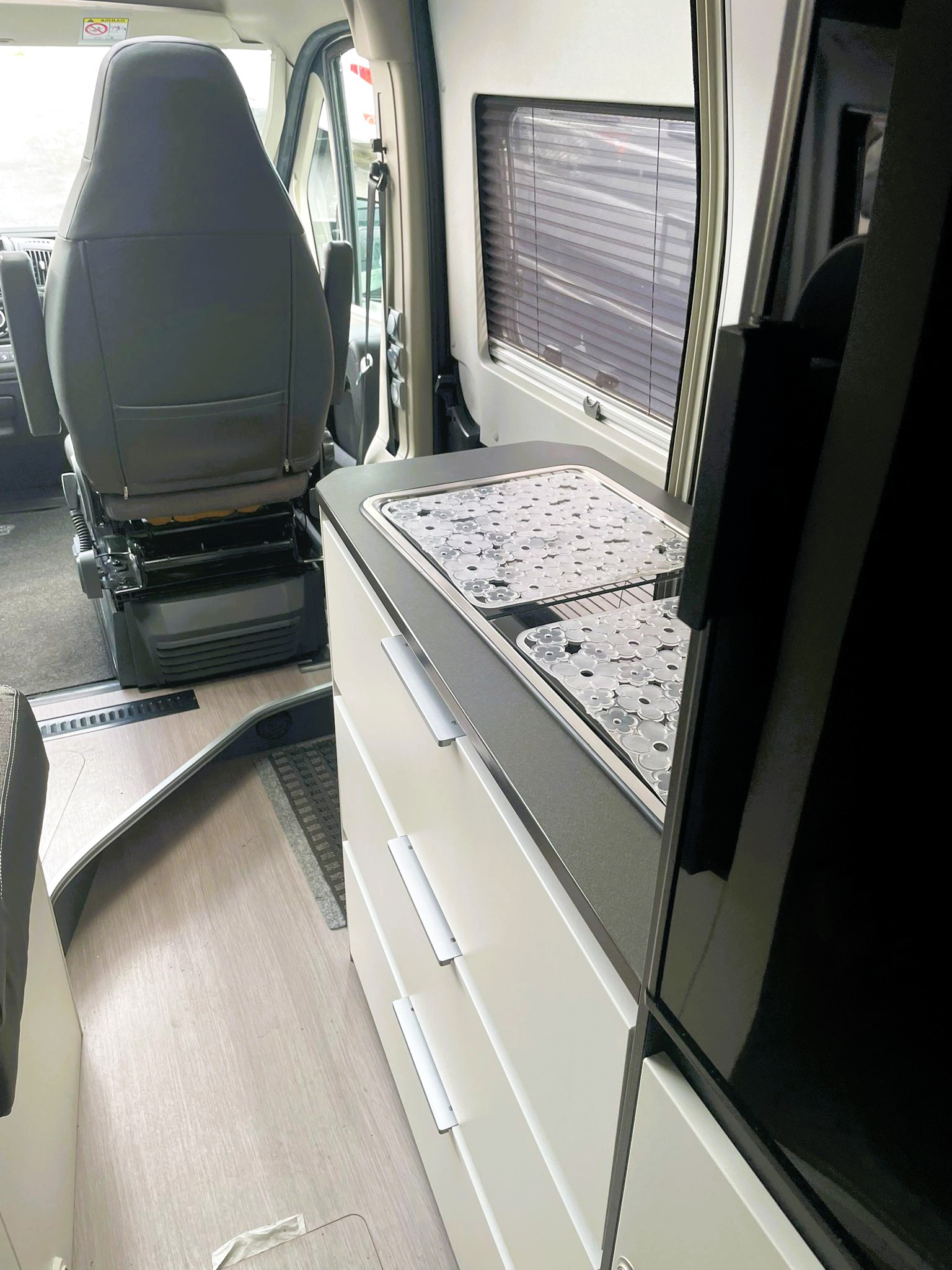 ADRIA 640 SGX-image-16