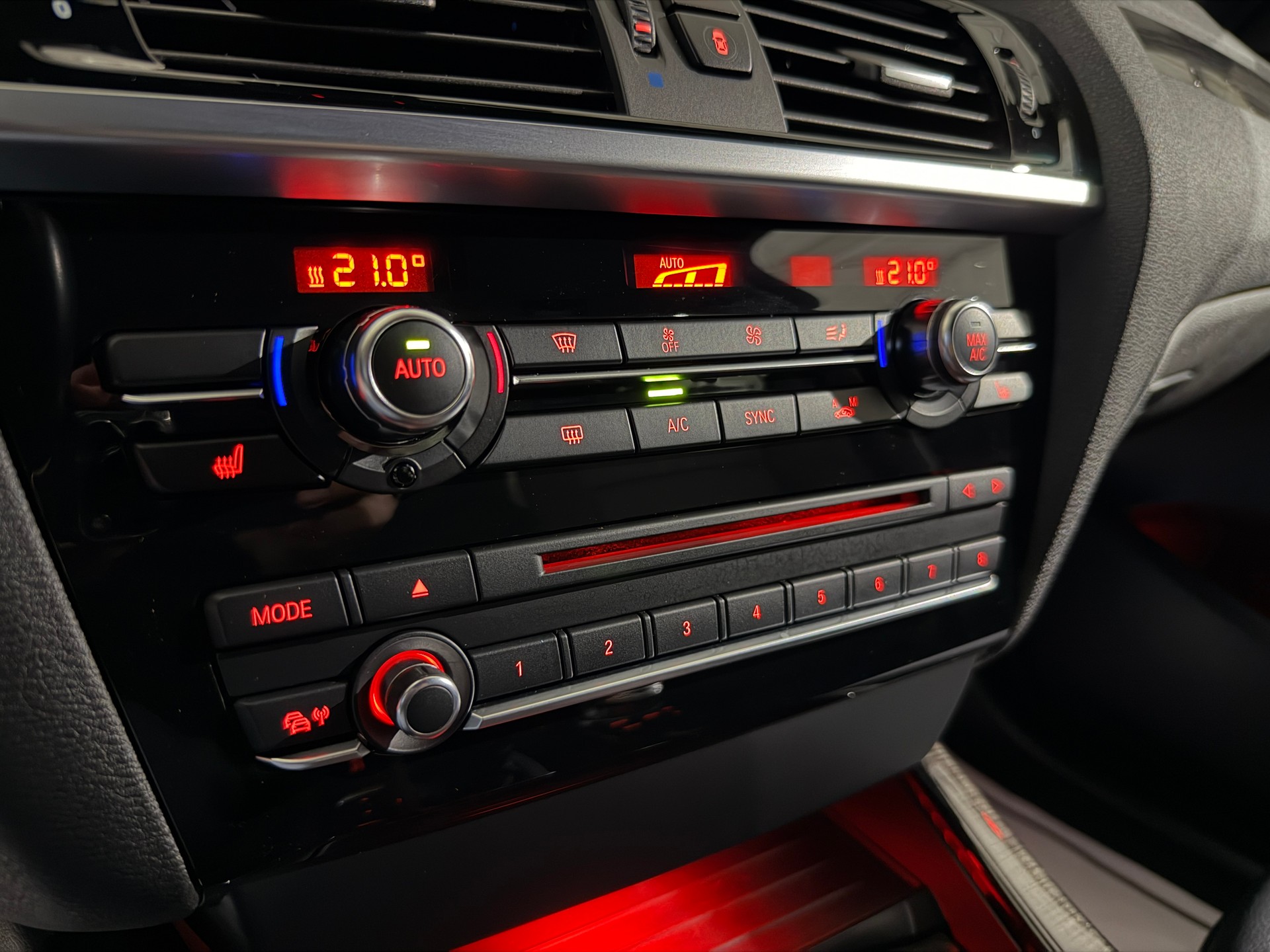 BMW X4 xDrive 30d M Sport Steptronic (CH)-image-10