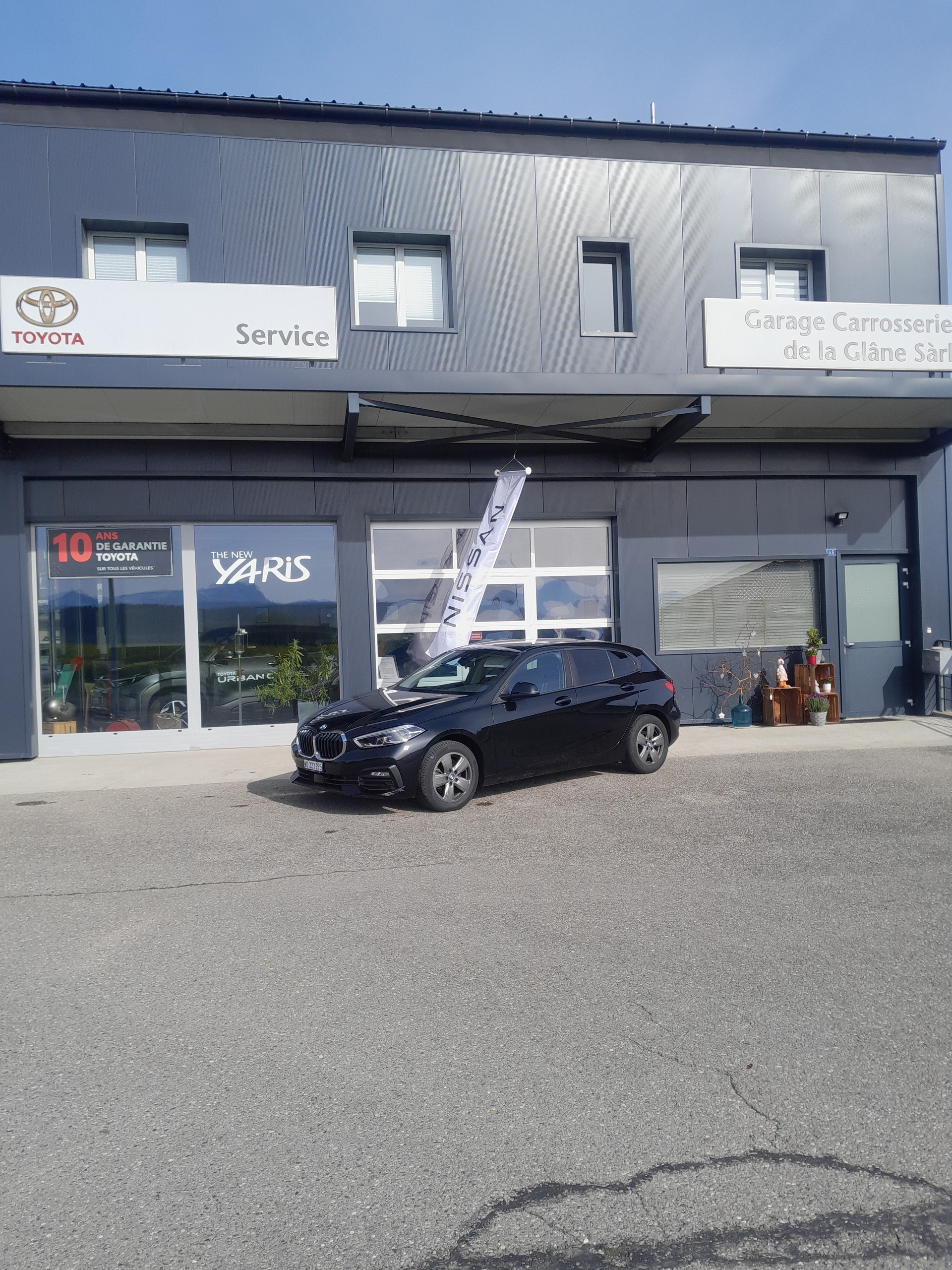 BMW 118i Essential Edition Steptronic