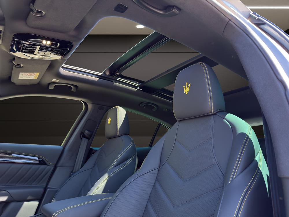 MASERATI Grecale 2.0 Hybrid Modena-image-11