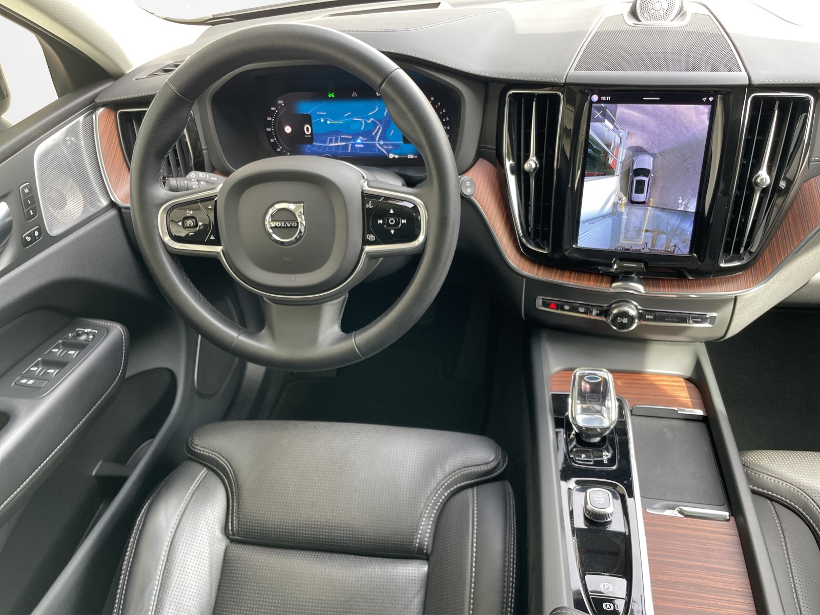VOLVO XC60 2.0 B5 MH Ultimate Dark AWD-image-12