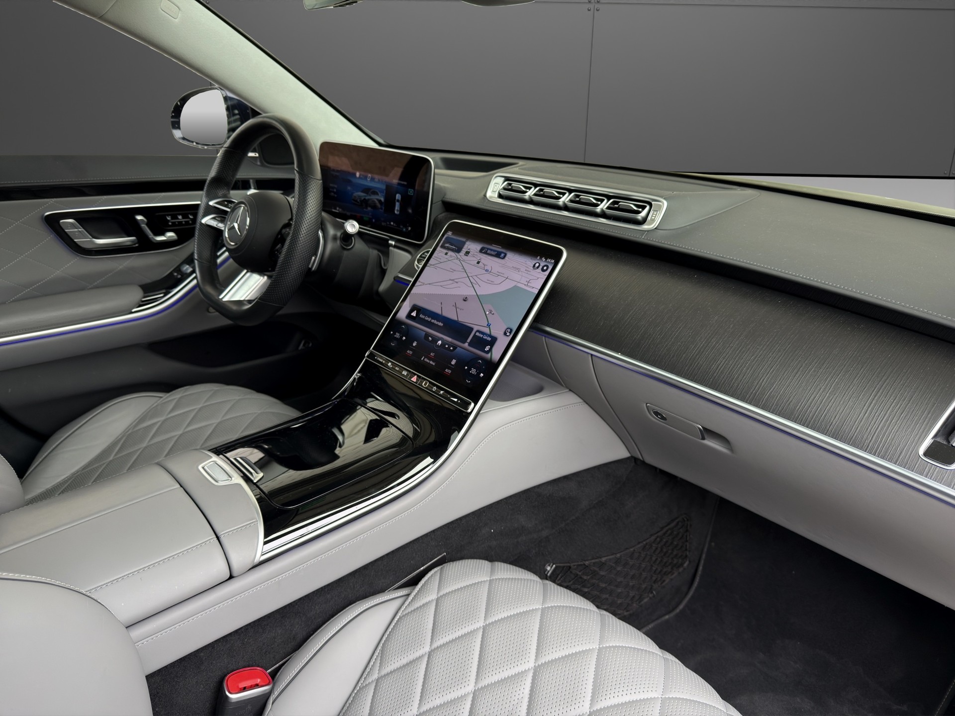 MERCEDES-BENZ S 580 e L 4Matic AMG Line 9G-Tronic-image-10