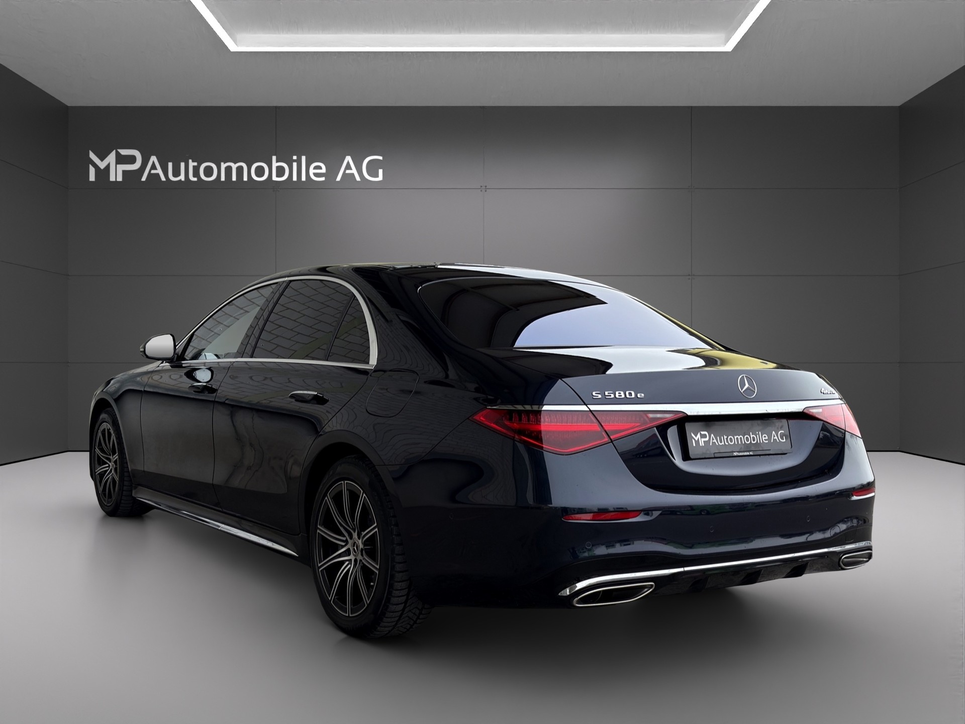 MERCEDES-BENZ S 580 e L 4Matic AMG Line 9G-Tronic-showroom-element-3
