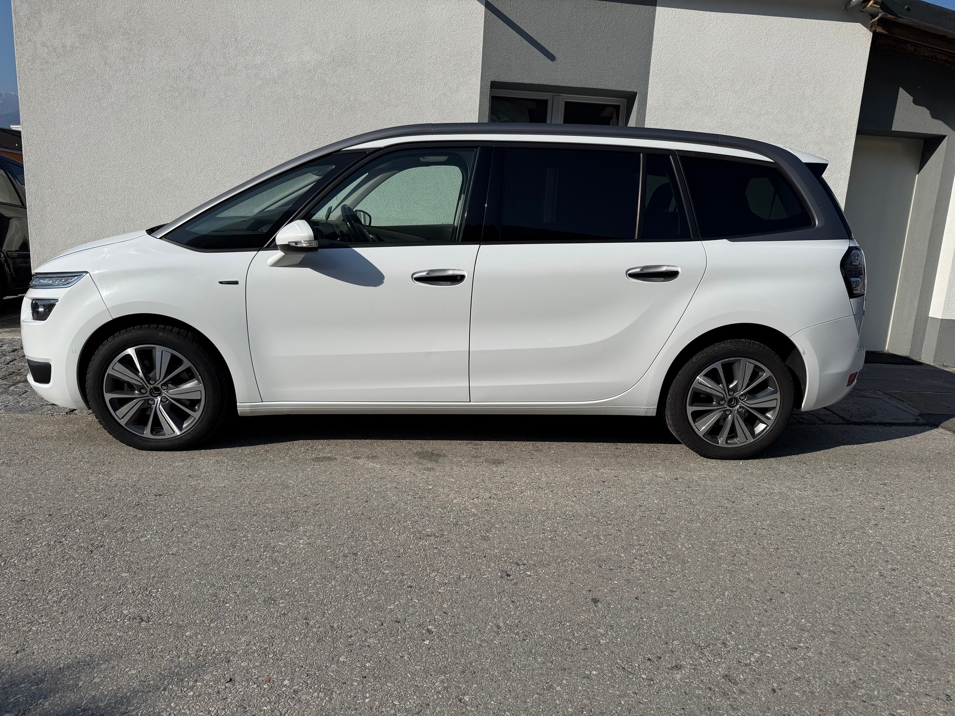 CITROEN Grand C4 Picasso 2.0 BlueHDi Séduction Automatic-image-4