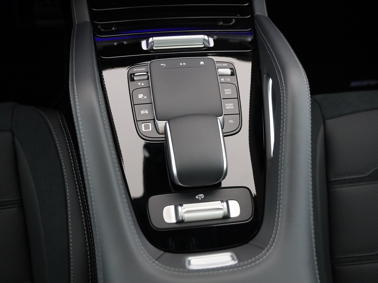 MERCEDES-BENZ GLE 53 AMG Hybrid EQ Star 4Matic+ 9G-Tronic-image-17