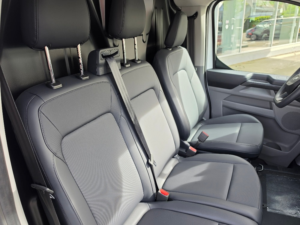 FORD Transit Custom Van 320 L1H1 Trend Automat-image-12