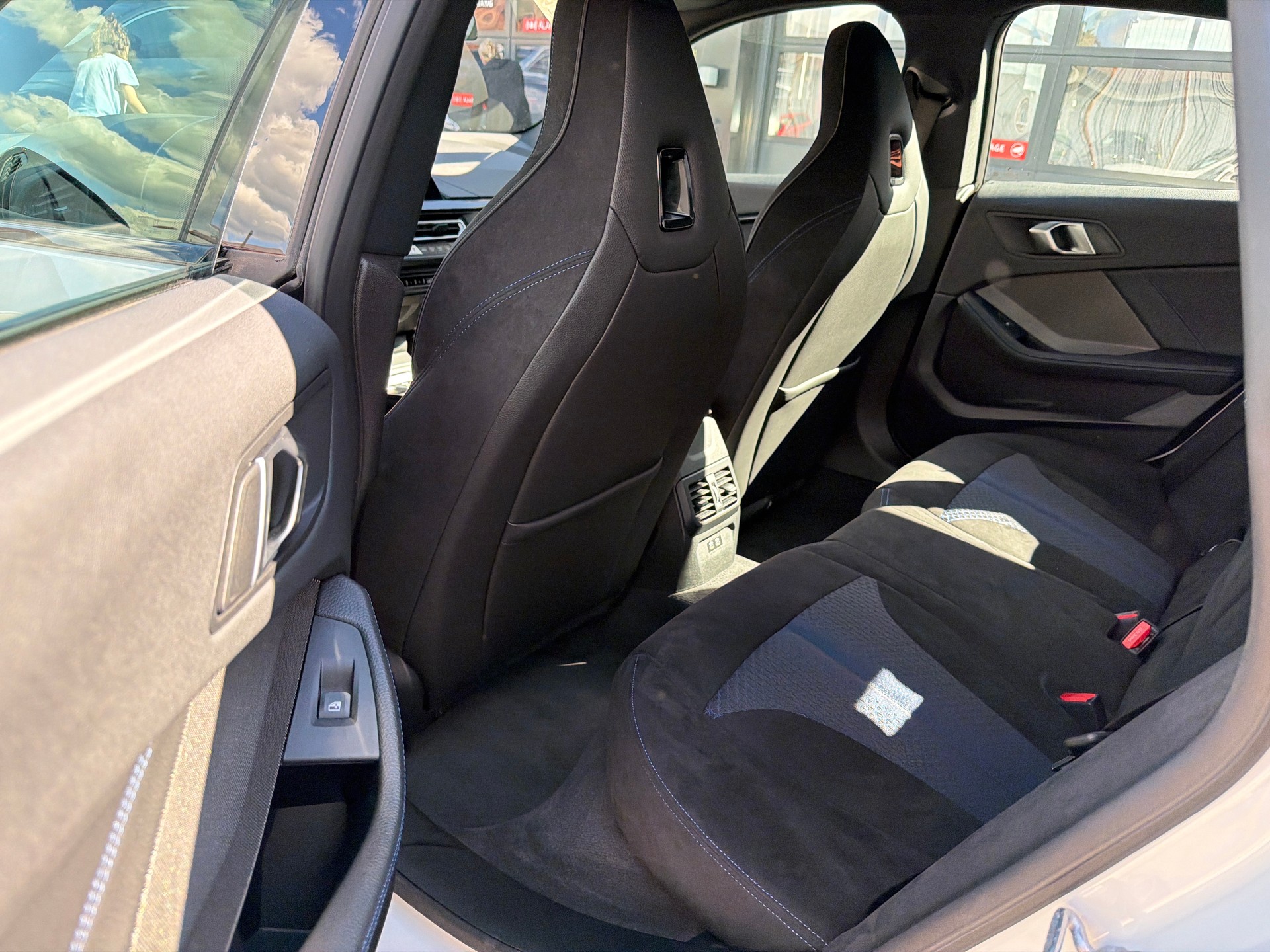 BMW 218i Gran Coupé M Sport Steptronic-image-6