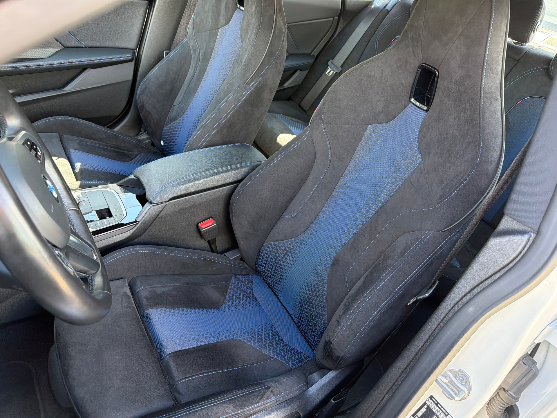 BMW 218i Gran Coupé M Sport Steptronic-image-8