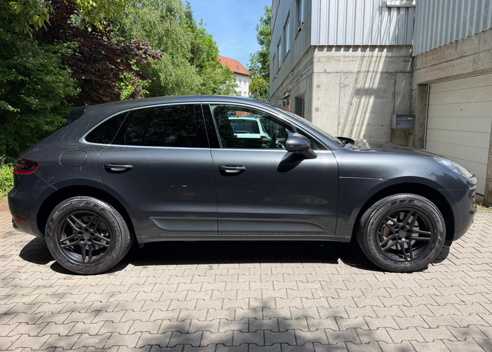 PORSCHE Macan S PDK-image-5