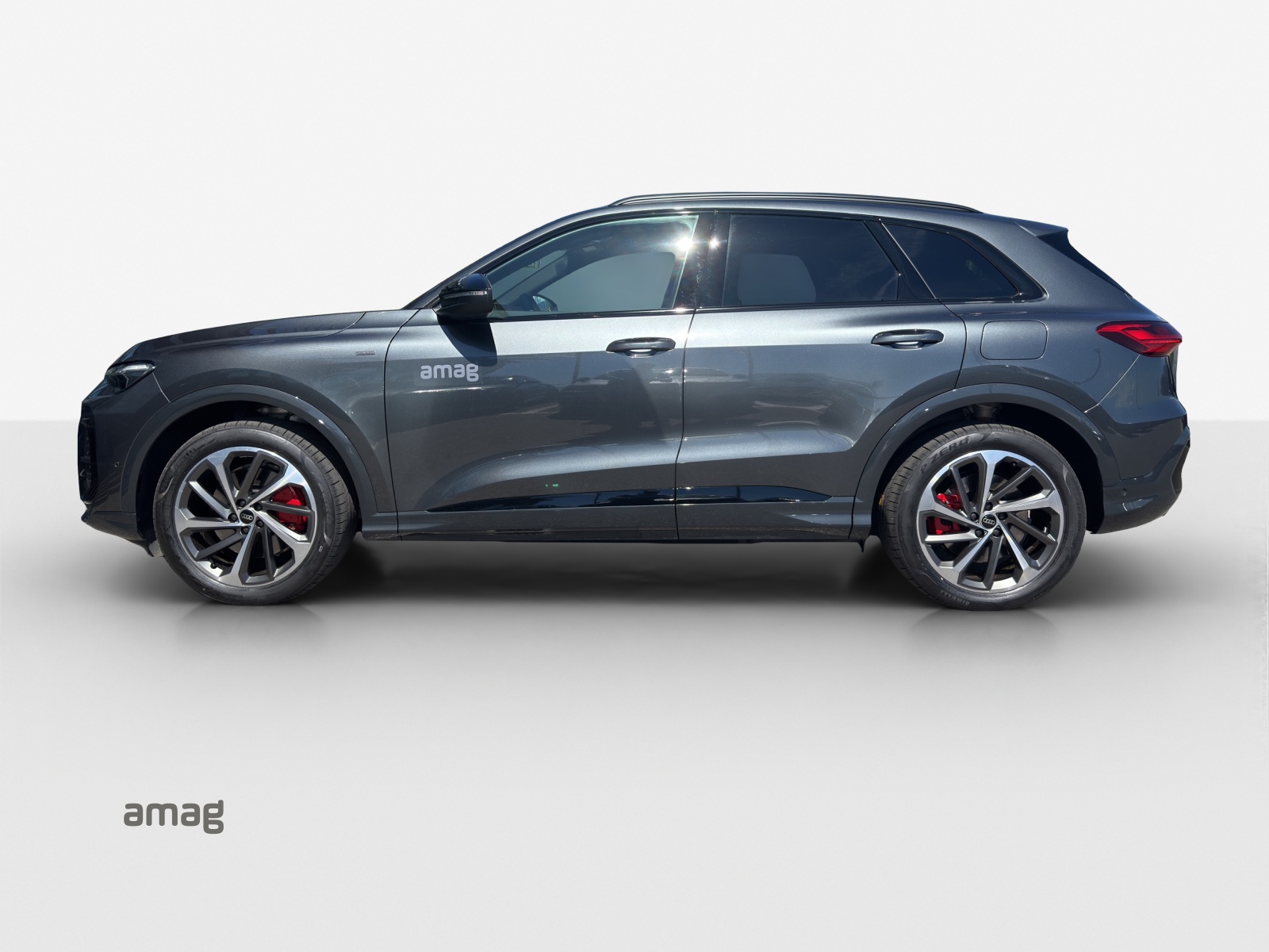 AUDI Q5 e-hybrid quattro 270 kW S-tronic-showroom-element-1