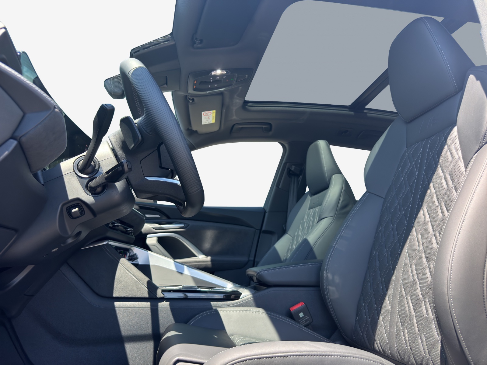 AUDI Q5 e-hybrid quattro 270 kW S-tronic-showroom-element-2