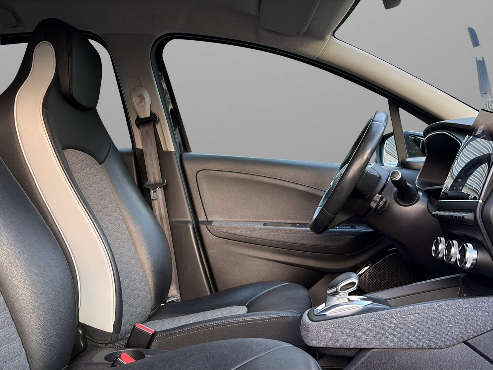 RENAULT Zoe Intens R135 (incl. Batterie)-image-9