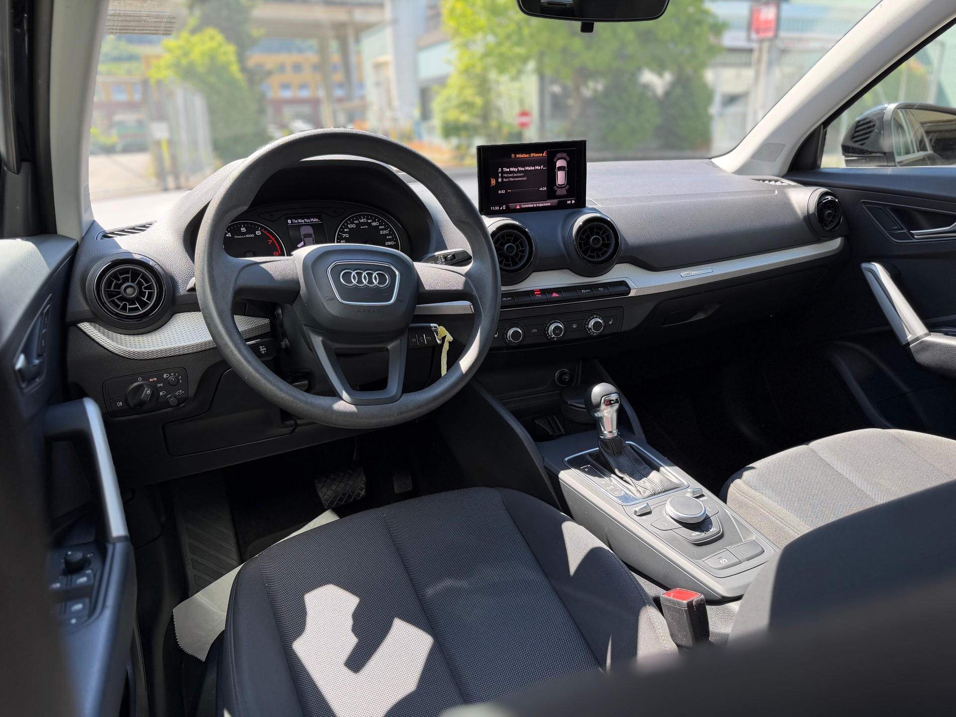 AUDI Q2 35 TFSI S-tronic-image-11