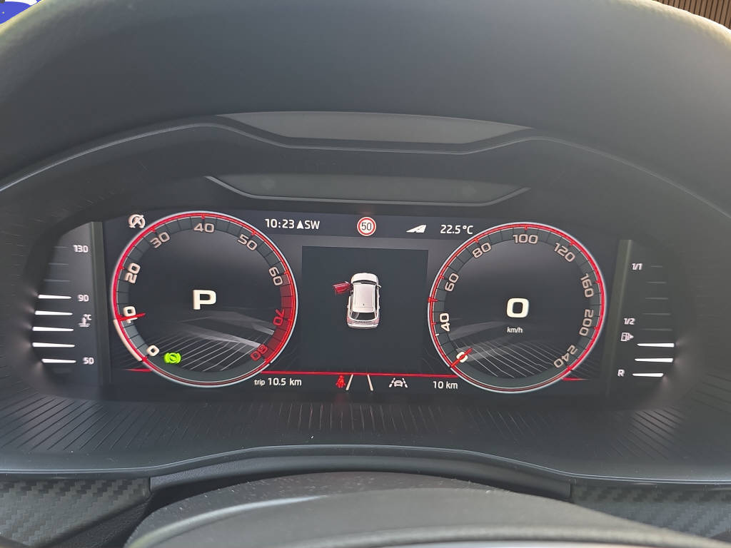 SKODA Kamiq 1.5 TSI Monte Carlo DSG-image-16