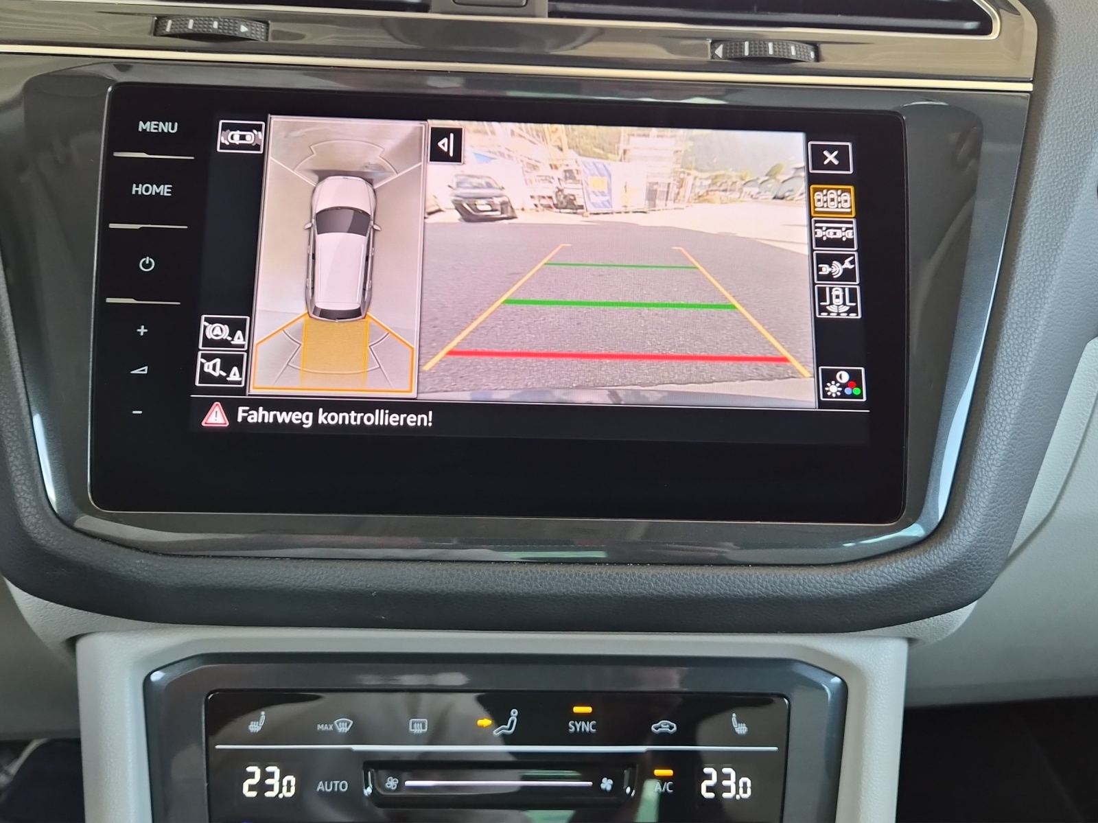 VW Tiguan 2.0TSI Elegance 4Motion DSG-image-11