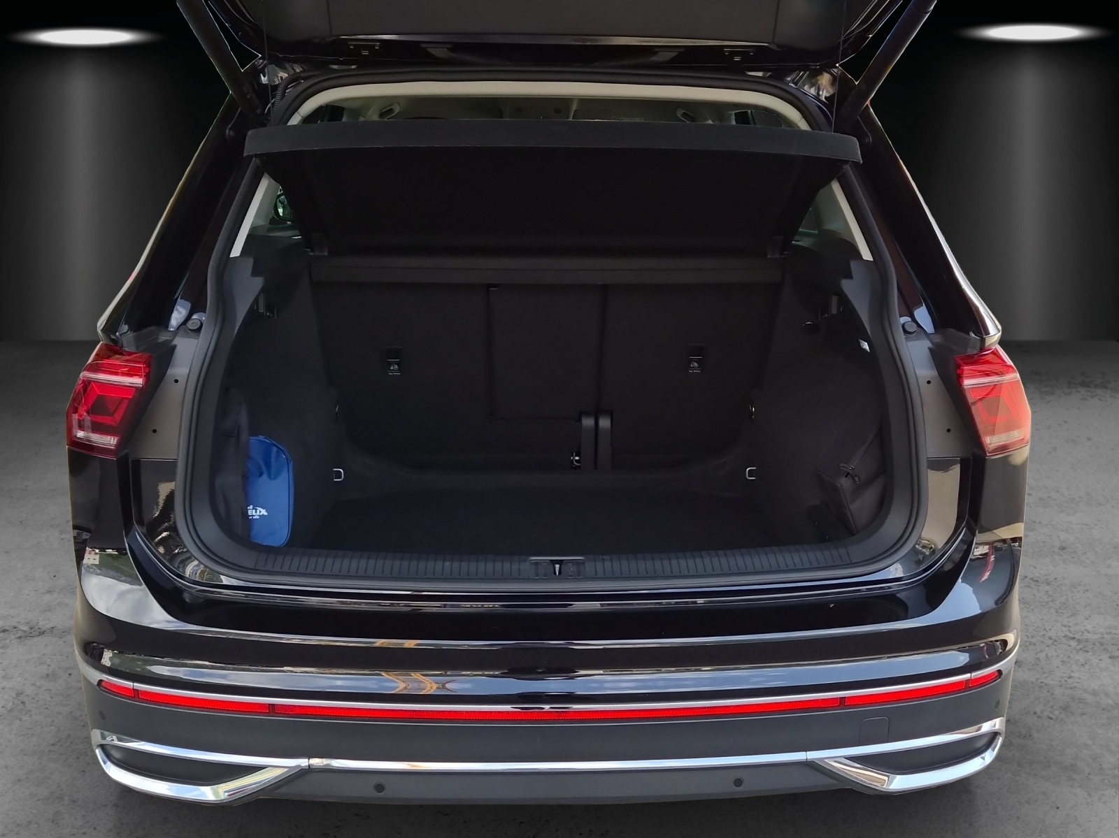 VW Tiguan 2.0TSI Elegance 4Motion DSG-image-6