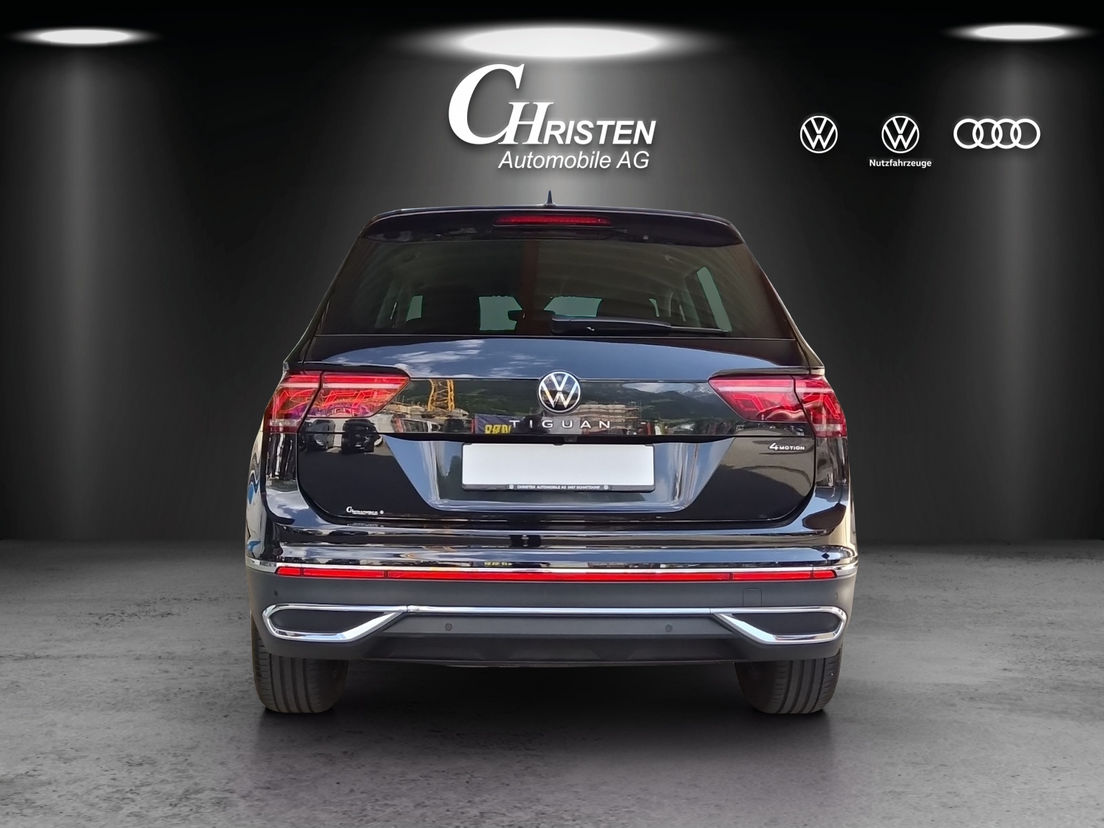 VW Tiguan 2.0TSI Elegance 4Motion DSG-image-4