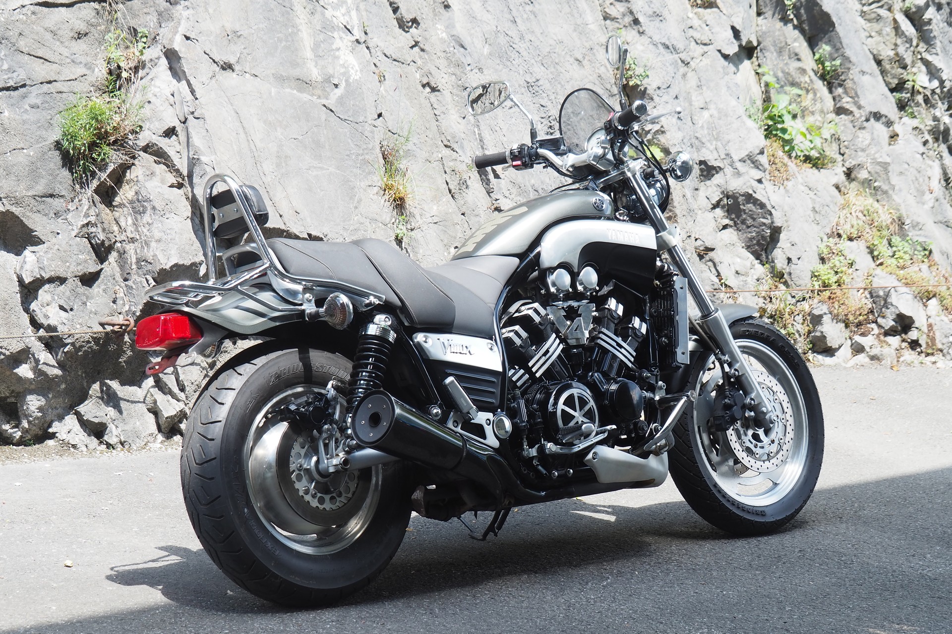 YAMAHA V-Max VMX 1200 Final Edition-image-4
