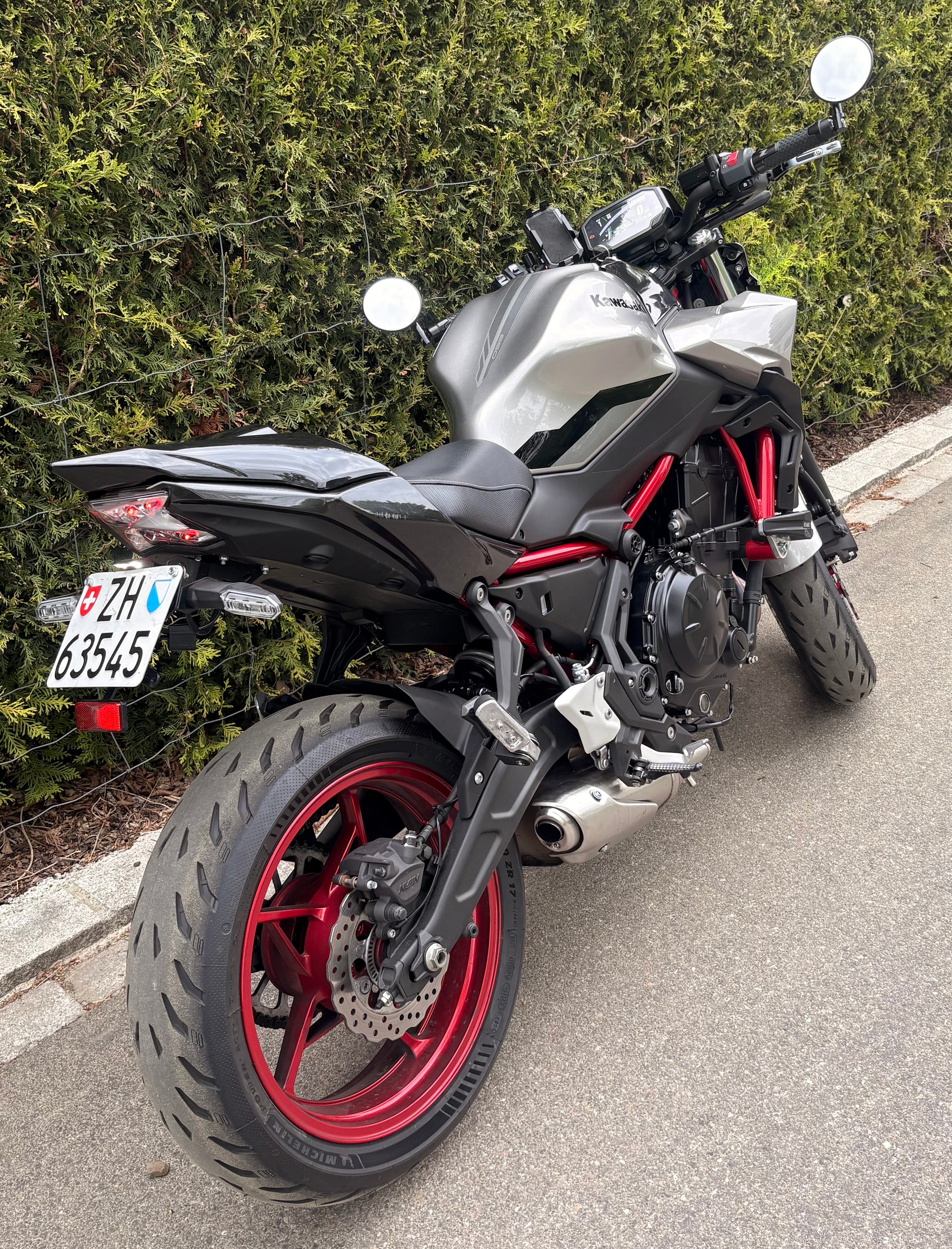 KAWASAKI Z 650-image-1